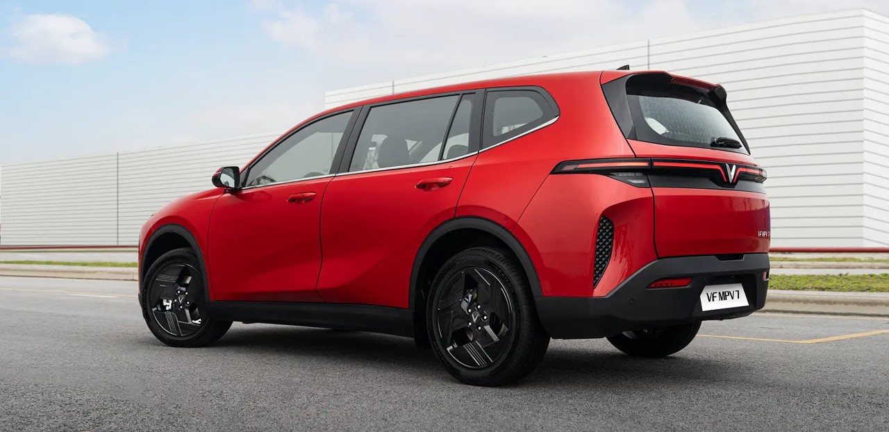 vinfast vf mpv7